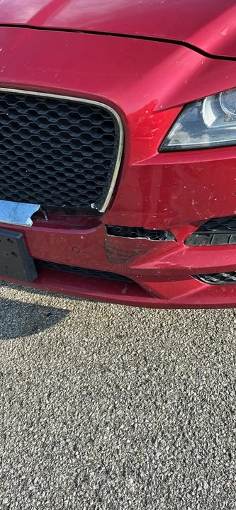 2017 Jaguar F-Pace - Image 2 of 6
