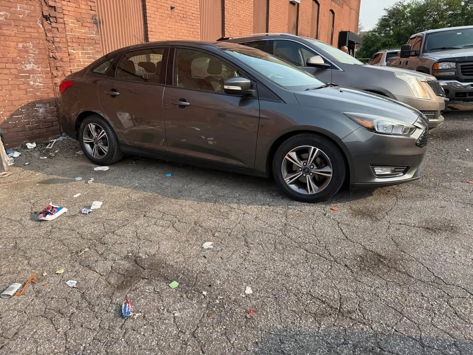 2017 Ford Focus 3rd Gen - Image 2 of 3
