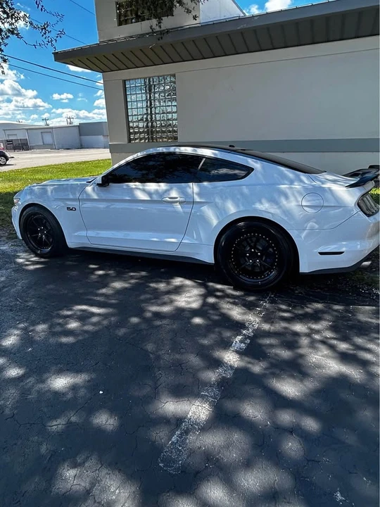 2017 Ford S550 Mustang GT - Image 3 of 4
