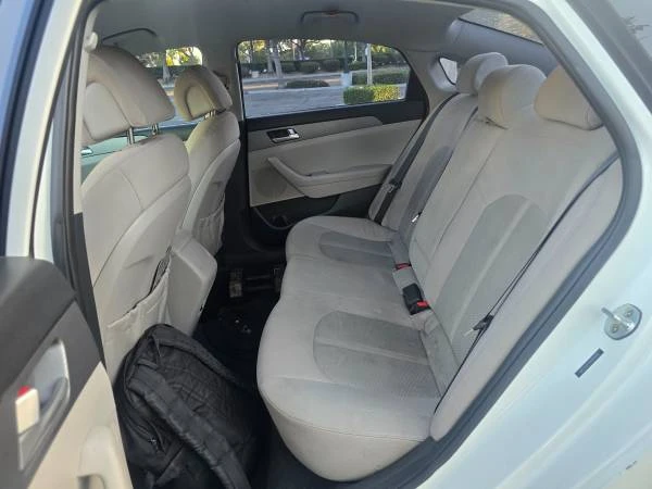 2017 Hyundai Sonata - Image 7 of 16