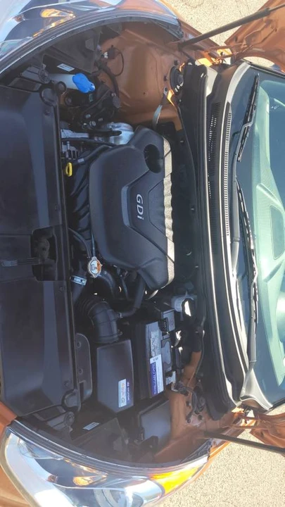 2017 Hyundai Veloster - Image 5 of 8