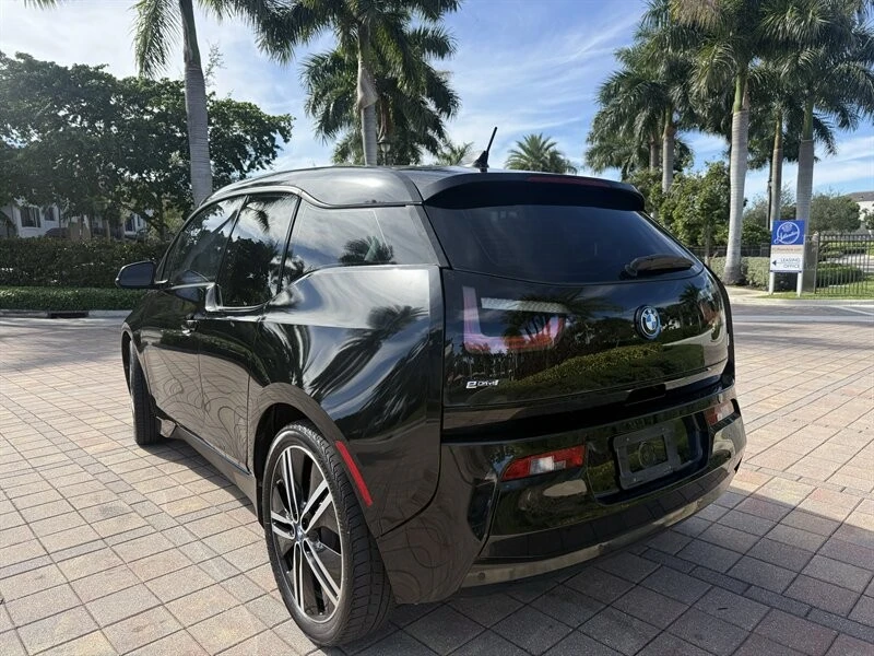 2017 BMW i3 - Image 12 of 21