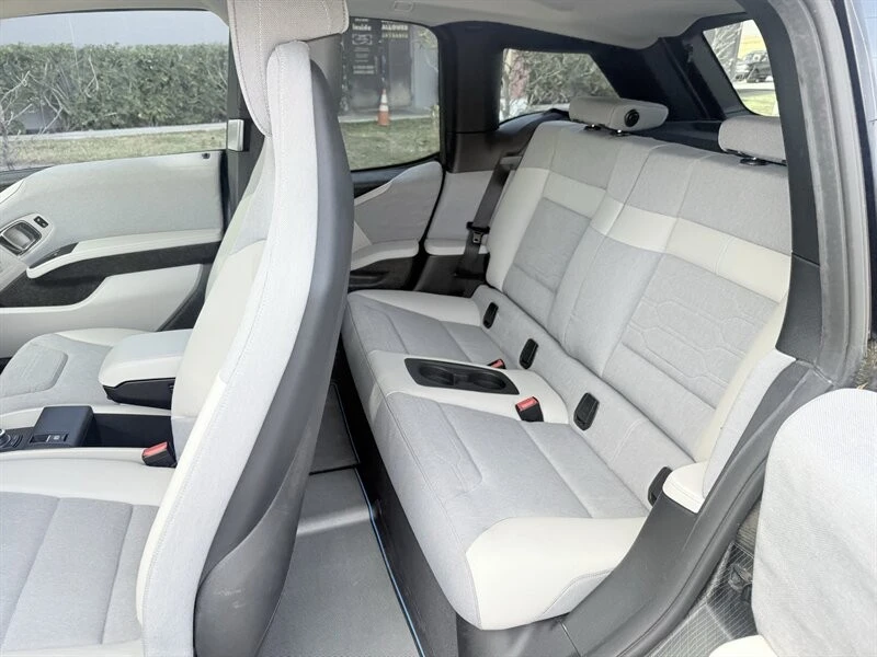 2017 BMW i3 - Image 14 of 21