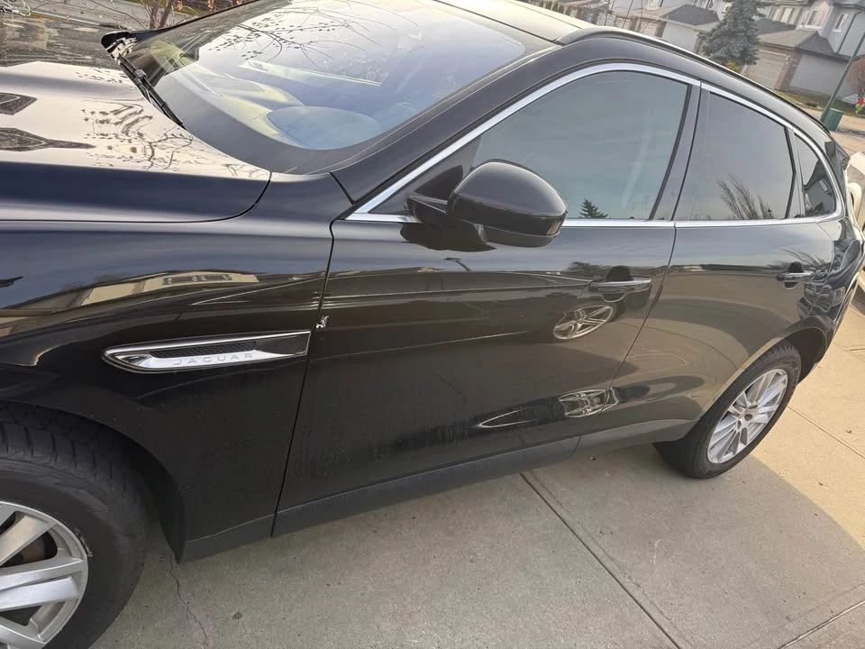 2017 Jaguar F-Pace - Image 3 of 8