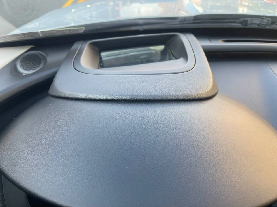 2017 Jaguar XE - Image 11 of 12