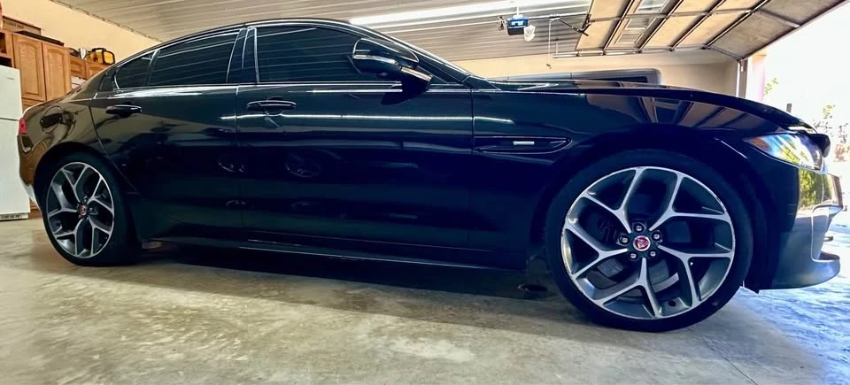 2017 Jaguar XE - Image 10 of 10