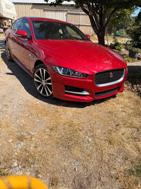 2017 Jaguar X260 XF - Image 2 of 6
