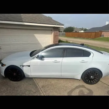 2017 Jaguar XE R-Sport 35t