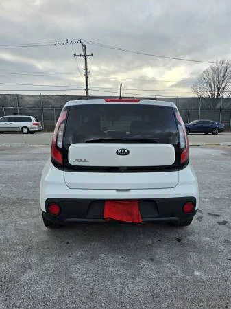 2017 Kia Soul - Image 8 of 20