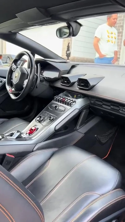 2017 Lamborghini Huracan - Image 10 of 10