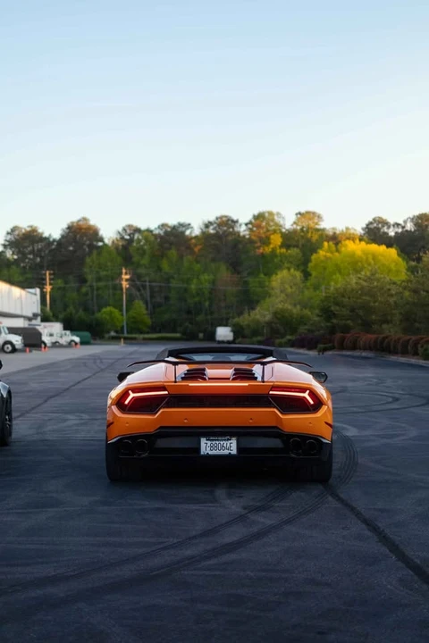 2017 Lamborghini Huracan - Image 6 of 10