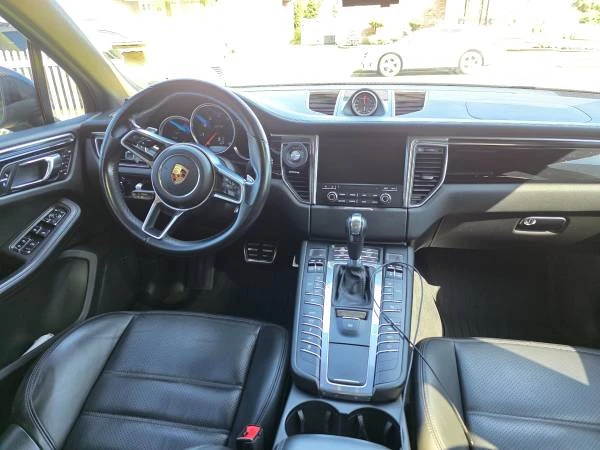 2017 Porsche Macan GTS - Image 18 of 21