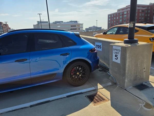 2017 Porsche Macan GTS - Image 2 of 21