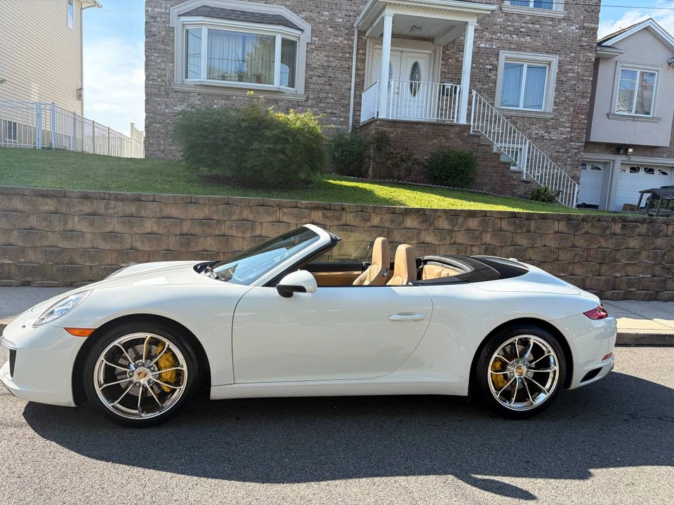 2017 Porsche 991 Carrera - Image 2 of 12