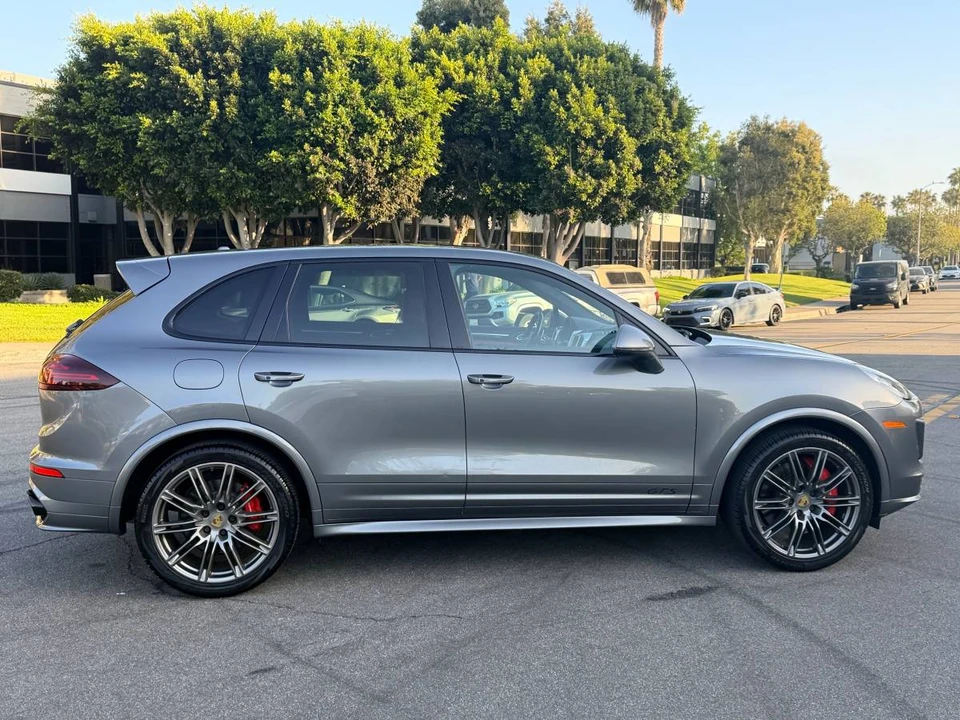 2017 Porsche 958 Cayenne GTS - Image 5 of 14