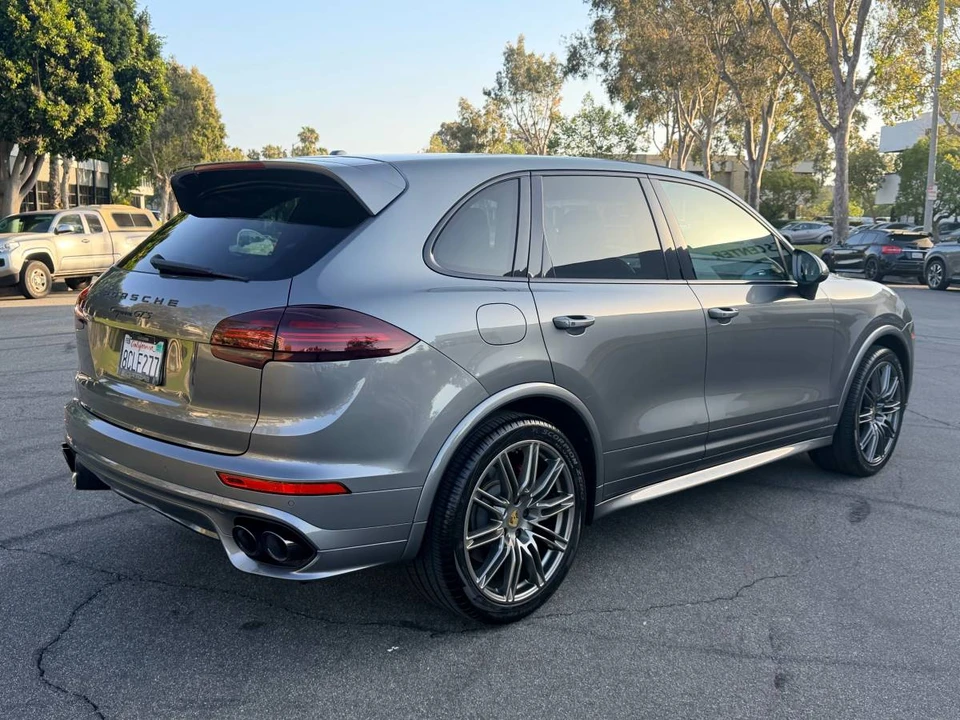 2017 Porsche 958 Cayenne GTS - Image 6 of 14