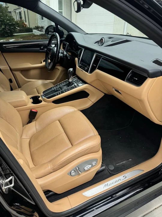 2017 Porsche Macan S - Image 7 of 9