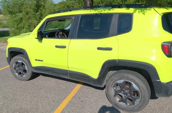 2017 Jeep Renegade - Image 2 of 6