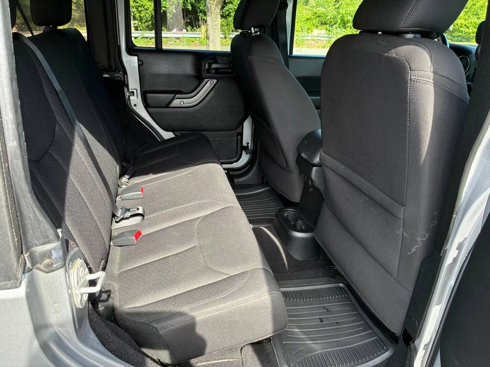 2017 Jeep JK Wrangler - Image 11 of 12