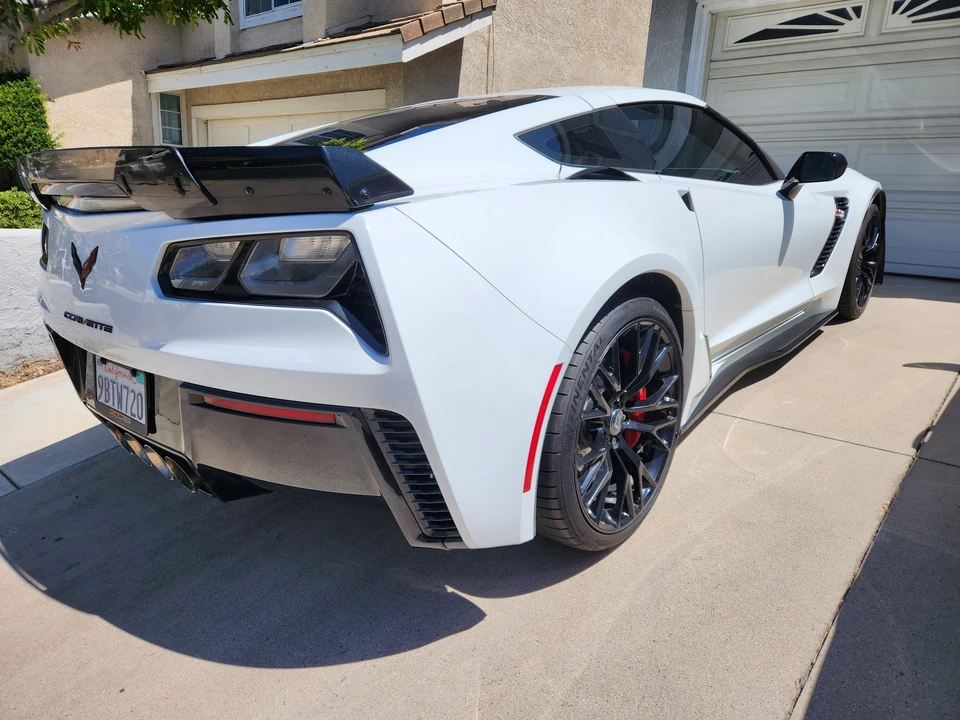2017 Chevrolet Corvette C7 Z06 - Image 9 of 15