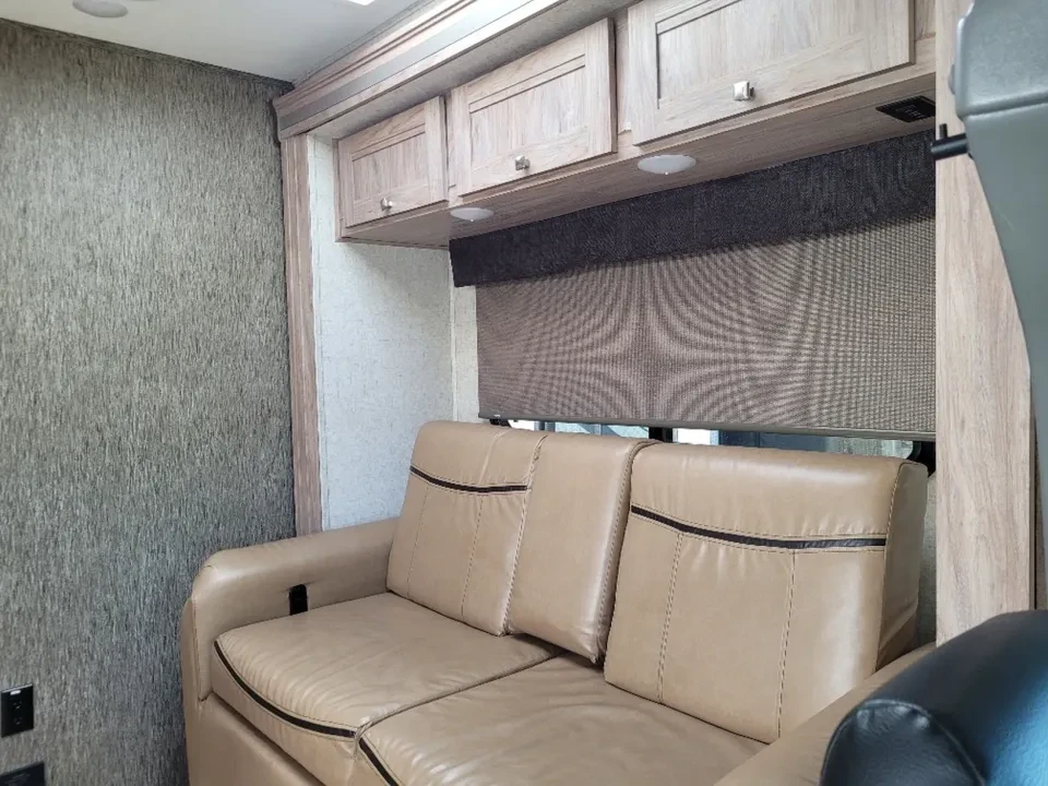 2018 Forest River - Image 7 of 19
