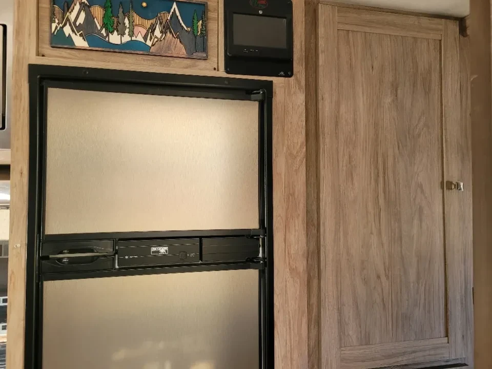 2018 Forest River - Image 15 of 19
