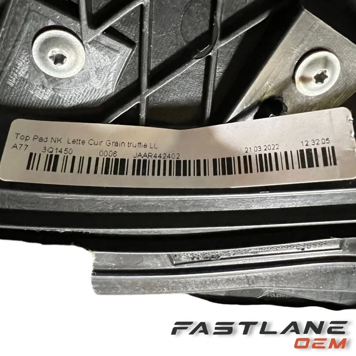 2018 Parts & Memorabilia Seats & Interior - Image 4 of 10