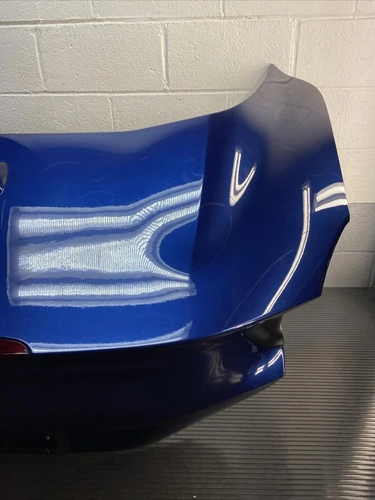 2018 Parts & Memorabilia Bodywork - Image 3 of 10
