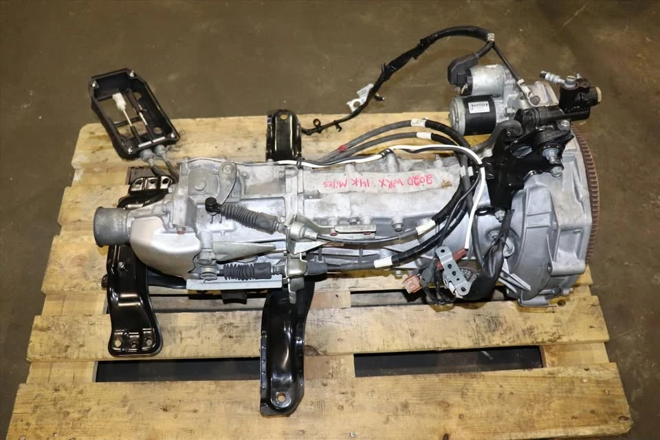 2018 Parts & Memorabilia Gearboxes - Image 3 of 10