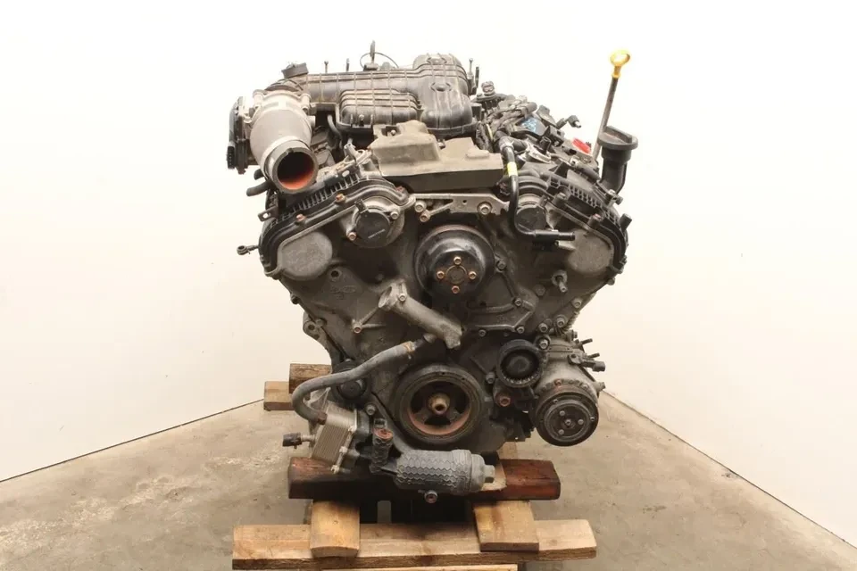 2018 Parts & Memorabilia Engines - Image 2 of 8