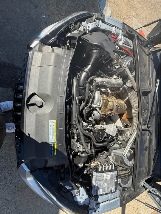 2018 Parts & Memorabilia Engines - Image 2 of 2