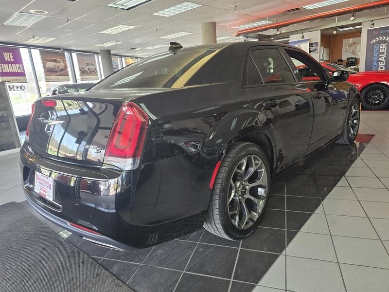 2018 Chrysler 300 (2005-2023) - Image 4 of 4