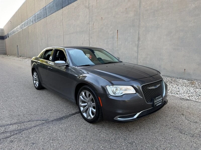 2018 Chrysler 300 (2005-2023) - Image 4 of 4