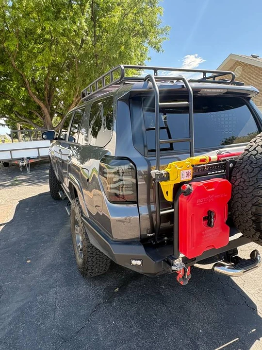 2018 Toyota 4Runner 5th Gen - Image 18 of 22