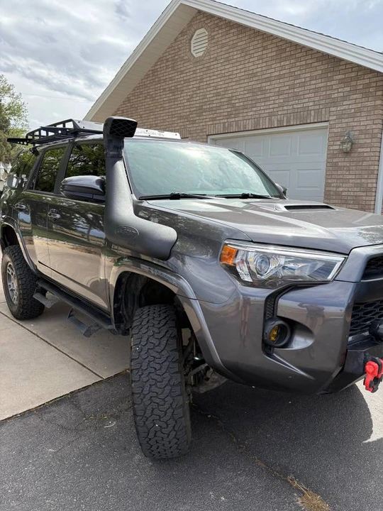 2018 Toyota 4Runner 5th Gen - Image 16 of 24