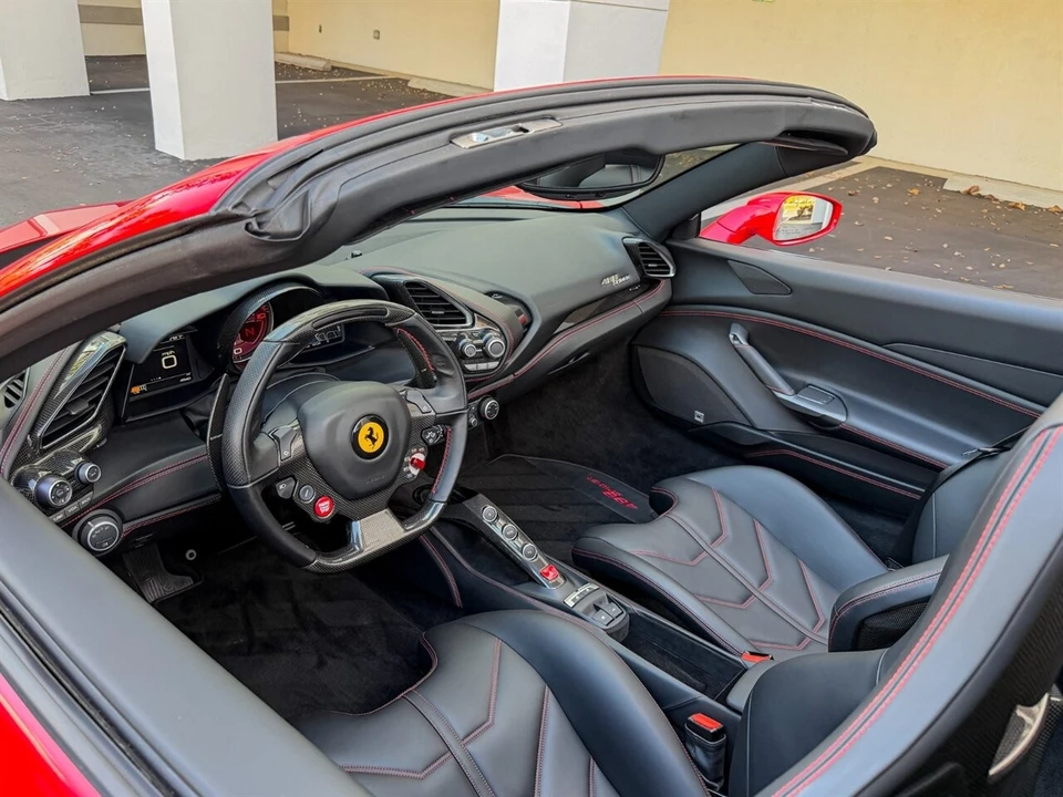 2018 Ferrari 488 Spider - Image 2 of 4