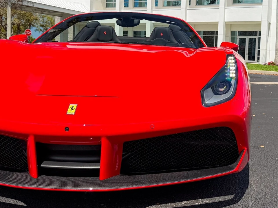 2018 Ferrari 488 Spider - Image 4 of 4