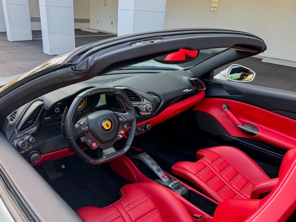 2018 Ferrari 488 Spider - Image 2 of 4