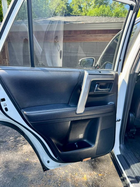 2018 Toyota 4Runner 5th Gen - Image 10 of 15