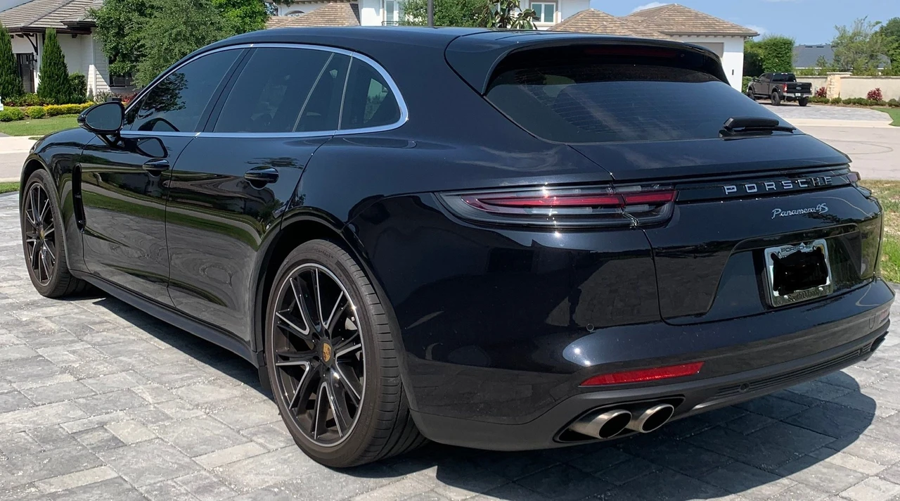2018 Porsche 971 Panamera Sport Turismo - Image 2 of 13