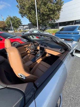 2018 Porsche 718 Boxster - Image 11 of 13