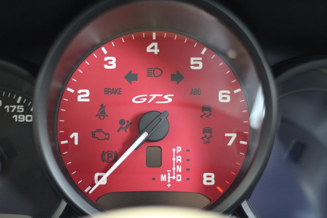 2018 Porsche 718 Boxster - Image 14 of 25