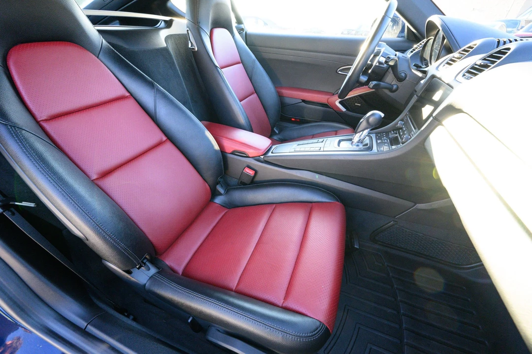 2018 Porsche 718 Cayman - Image 16 of 24