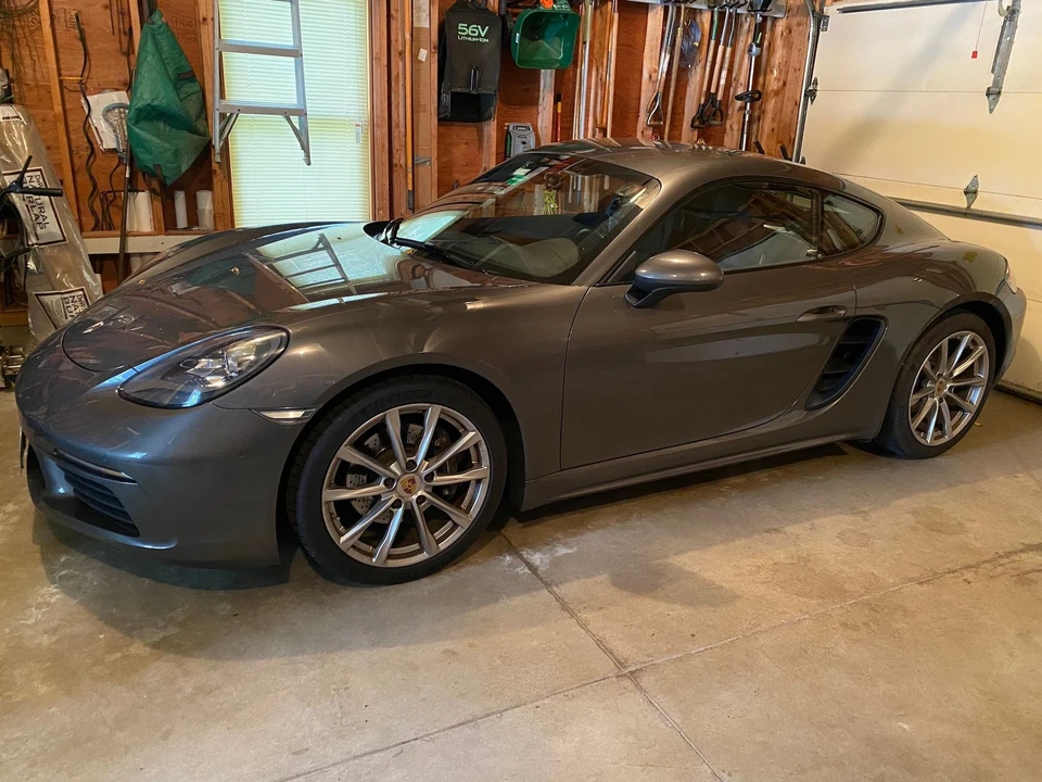 2018 Porsche 718 Cayman - Image 2 of 9