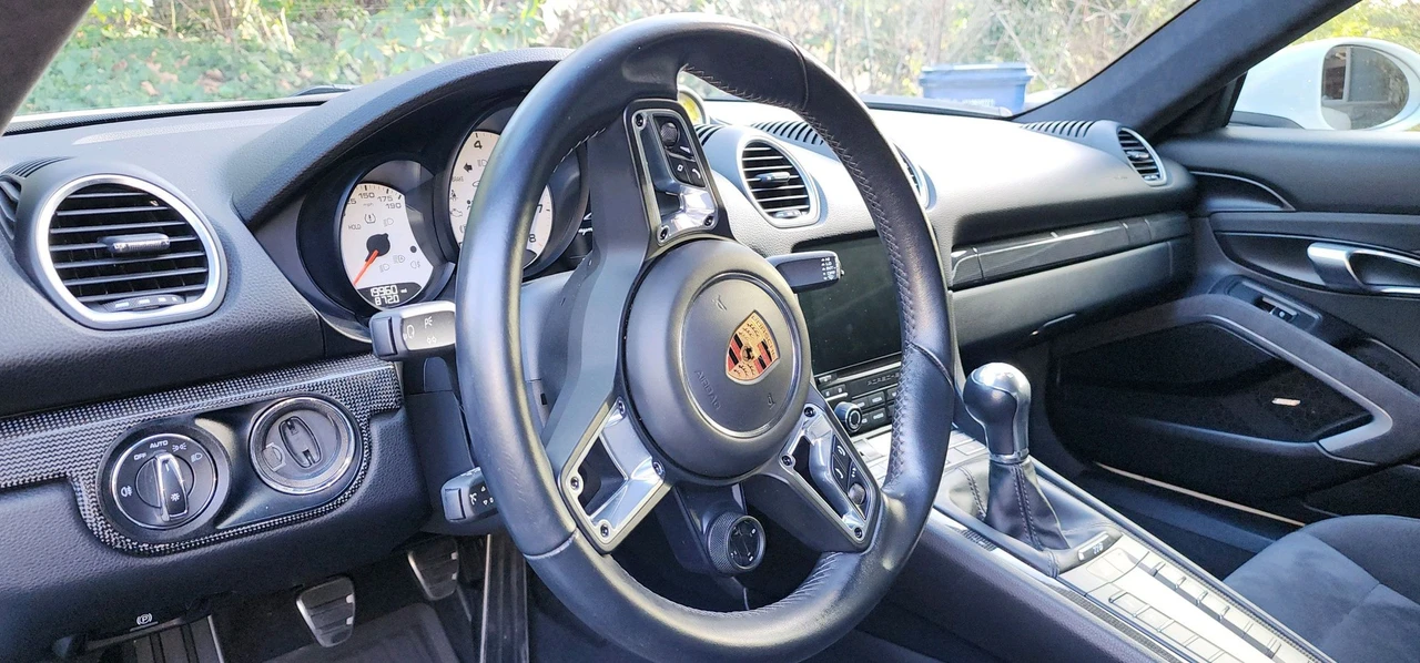 2018 Porsche 718 Cayman GTS - Image 4 of 7