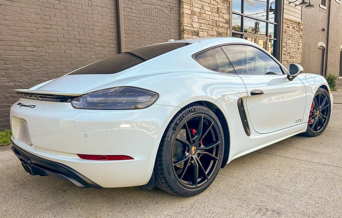 2018 Porsche 718 Cayman GTS - Image 15 of 18