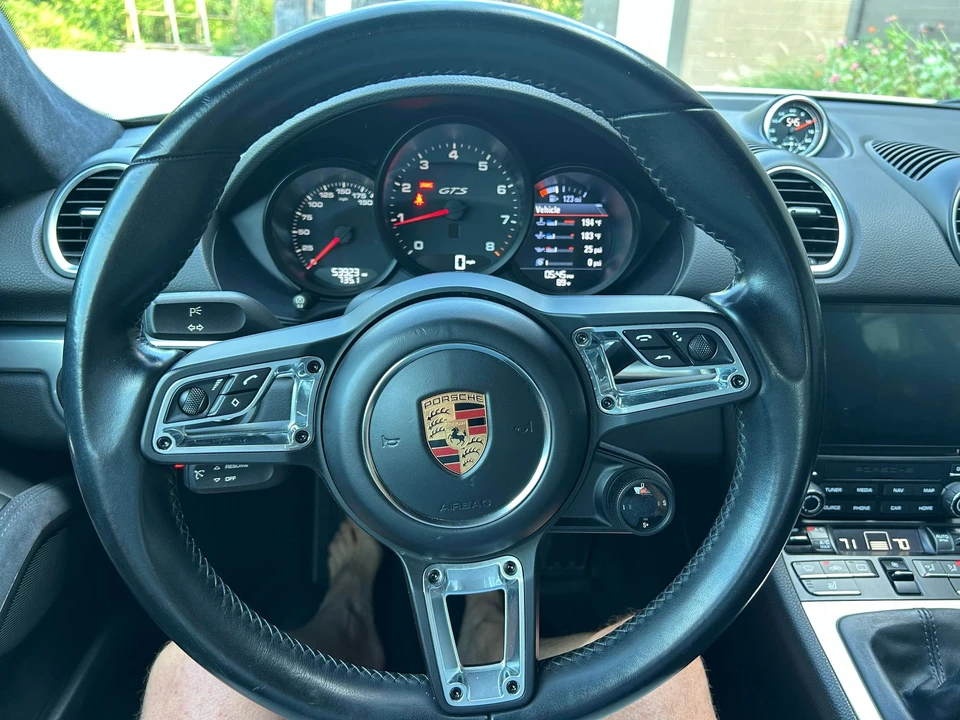 2018 Porsche 718 Cayman GTS - Image 11 of 18