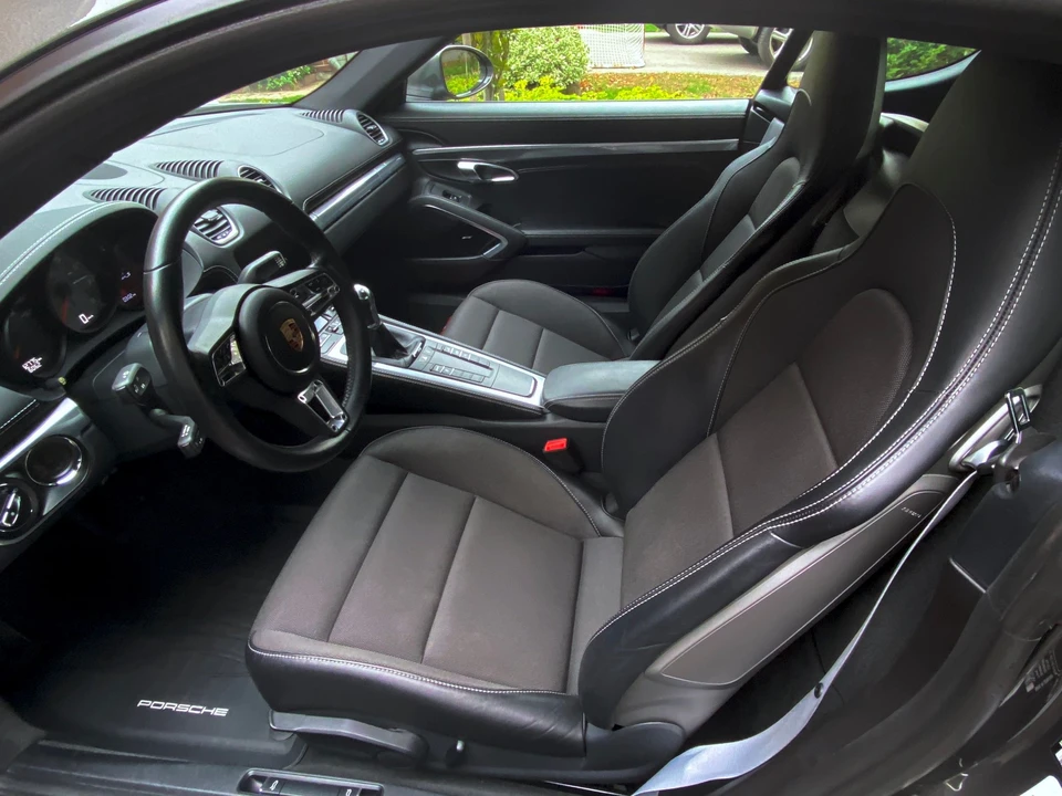 2018 Porsche 718 Cayman S - Image 8 of 9