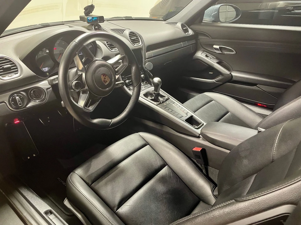 2018 Porsche 718 Cayman S - Image 7 of 8