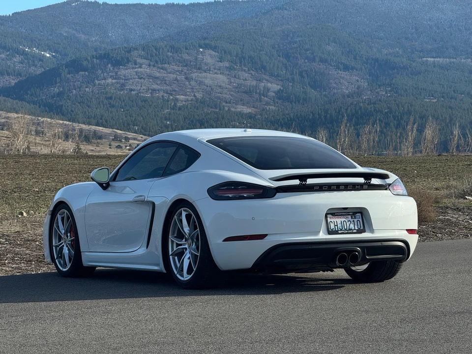 2018 Porsche 718 Cayman - Image 28 of 31